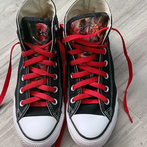 deadpool converse